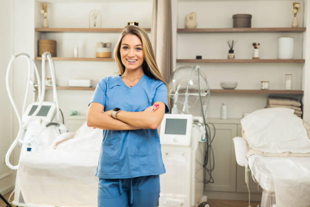 istock Portrait of a beauty salon worker 1478547704