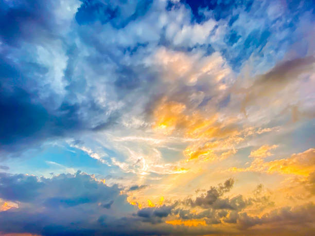 istock Sunset view of clouds in the evening 1478553395