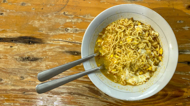 istock instant noodles in white bowl 1478669287