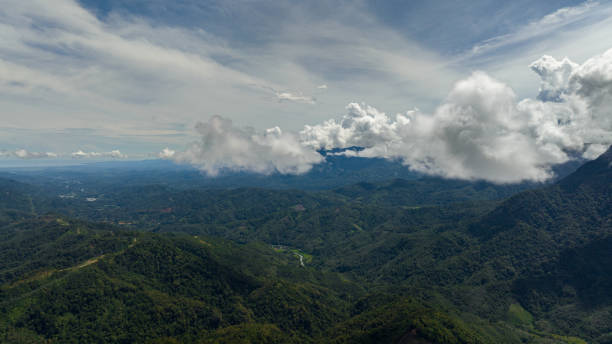 istock Tropical landscape with mountains and jungle. Borneo, Malaysia. 1478679774