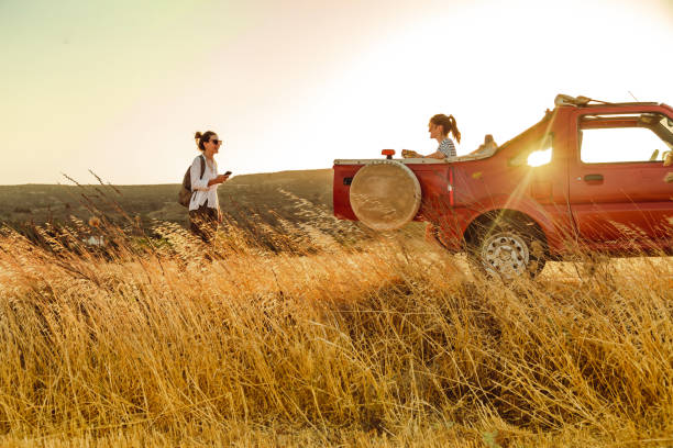 istock Girls on a road trip 1478707636