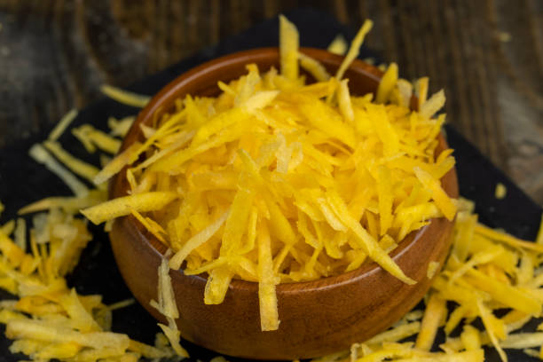 istock Finely grated yellow carrots in the kitchen 1478743549