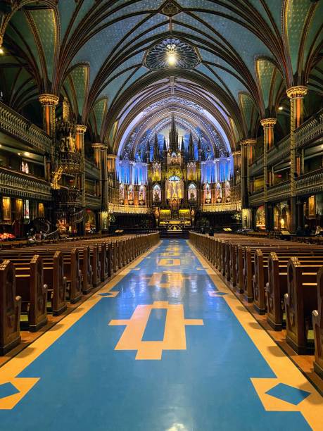 istock Notre-Dame Basilica of Montreal 1478751022