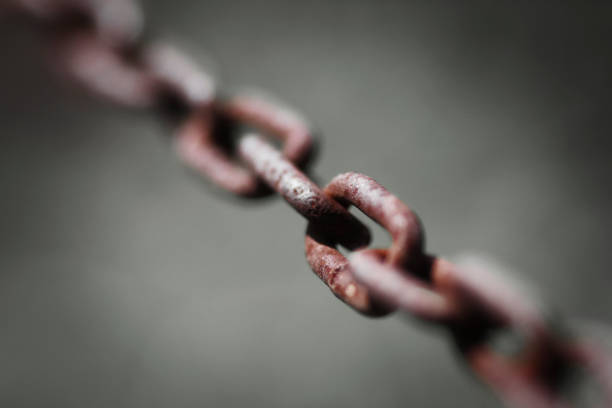 istock Background material of one and a rusty chain 1478889489