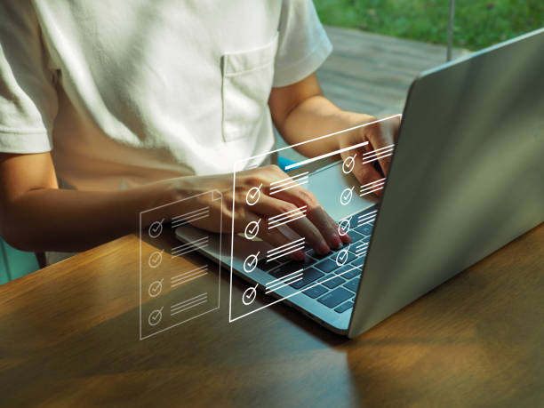 istock The concept of doing an online test or questionnaire icon. Choosing the correct answer 1478915353