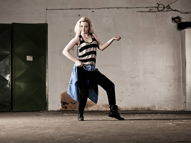 istock Urban dancing girl 147892640