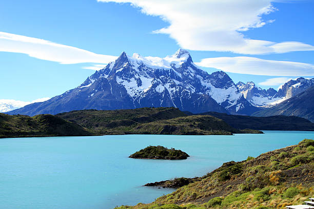 istock Patagonia Lake 147895492