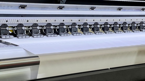 Large format printer Inkjet printer working multicolor