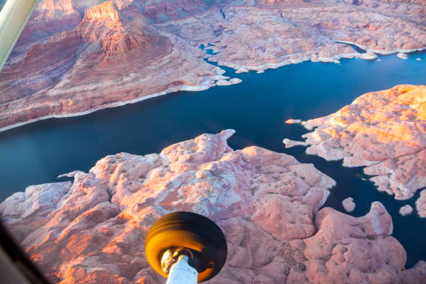 istock The narrow canyons. 1479024416