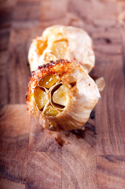 istock roasted garlic heads packed with flavor 1479049312