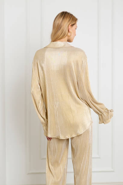 istock Blonde young model wearing autumn concept clothes. 1479078331