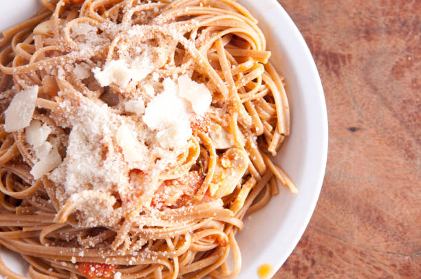 istock vegetarian spaghetti, homemade tomato sauce 1479089025