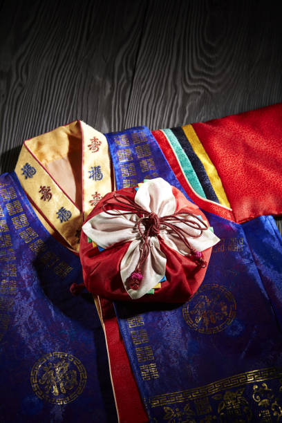 istock Korean Traditional Gift Box and Norigae 1479090022