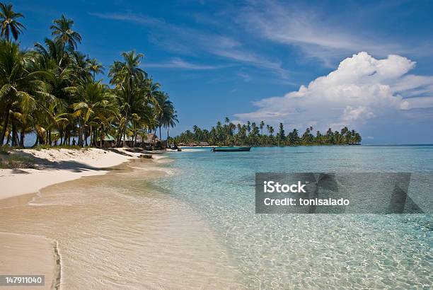 Isla Desierta Foto de stock y más banco de imágenes de Panamá - Panamá, Monada, Isla