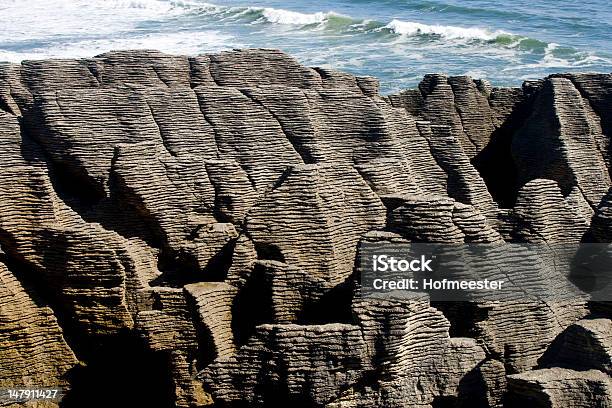 Panqueque De Roca En Punakaiki En Nueva Zelanda Foto de stock y más banco de imágenes de Con textura - Con textura, Corte transversal, Detalle de primer plano