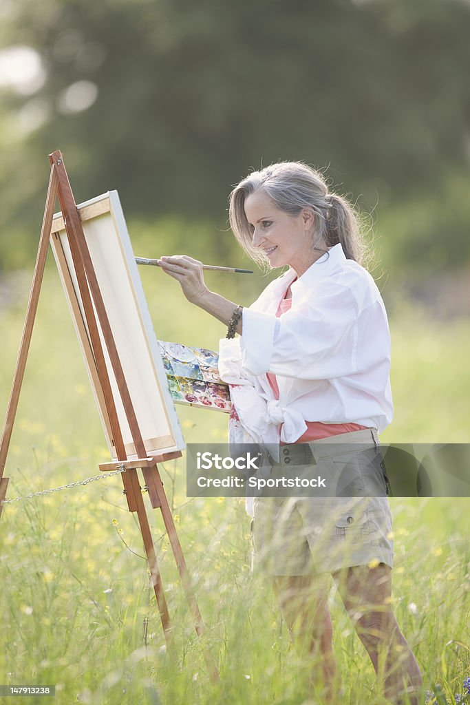 Donna, pittura ad olio su tela aperto - Foto stock royalty-free di Artista