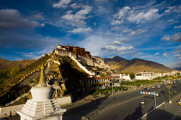 istock Tibetan Potala Palace stupa and blue sky 147914842