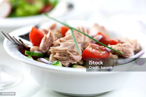 Foto de Salada De Atum e mais fotos de stock de Alimentação Saudável - Alimentação Saudável, Antepasto, Atum - Peixe