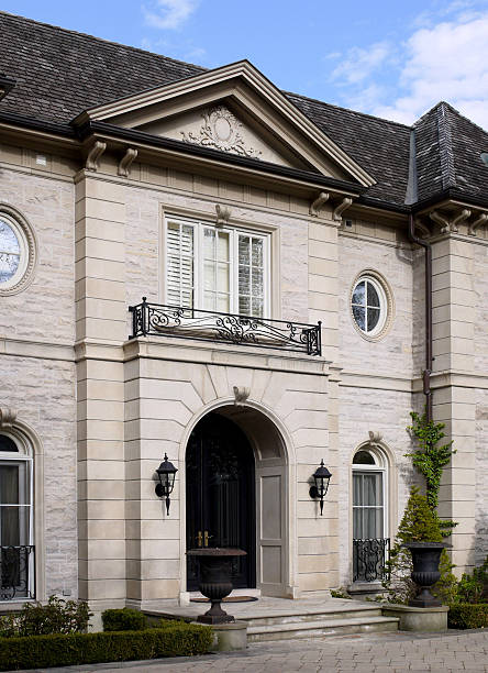 istock Elegant house entrance 147917115