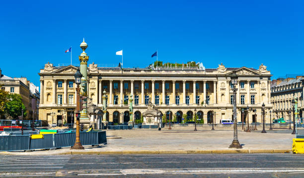 дворец на площади согласия в париже, франция - elysee palace стоковые фото и изображения