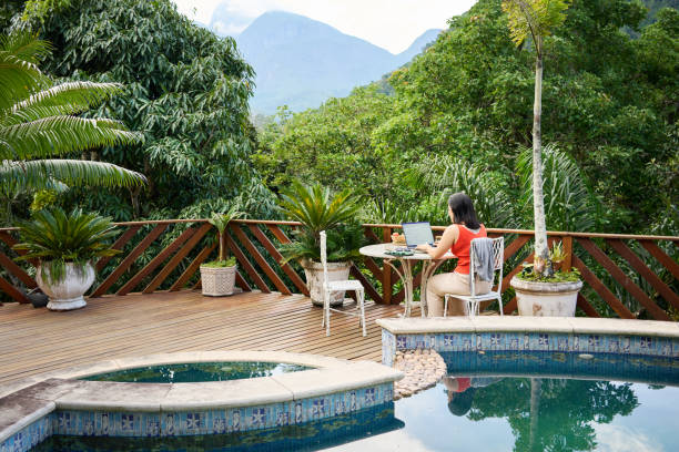 The swimming pool halfway up the mountain