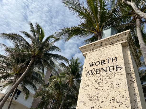 istock Worth Avenue Entrance 1479335176