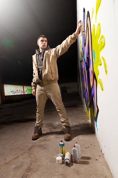 istock Teen artist 147941379