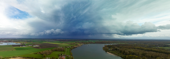 Thunderstorm on the horizon