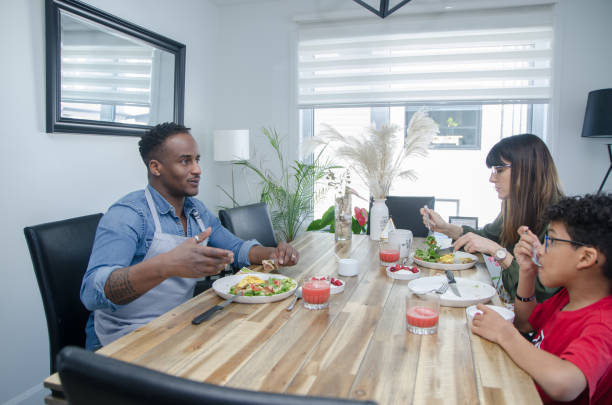 istock Mother, father and son eating breakfast 1479419339