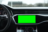 Green screen on cars touchscreen display