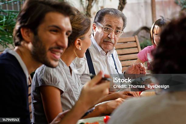 자부심을 갖는 이탈리어어 조부 점심 가족 이탈리아에 대한 스톡 사진 및 기타 이미지 - 이탈리아, 20-29세, 25-29세