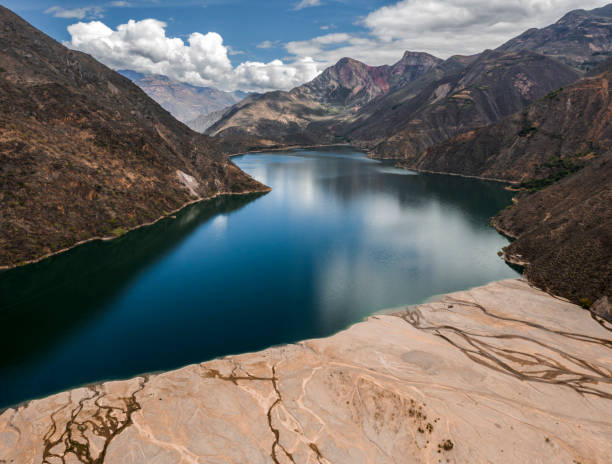 istock Higlands lagoon in Peru 1479495794