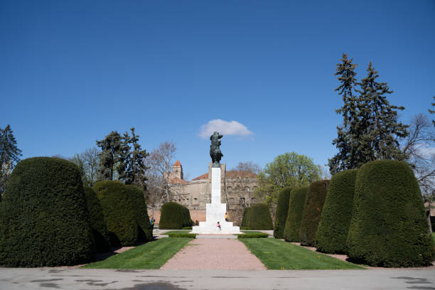 pomnik wdzięczności francji w parku kalemegdan - belgrade serbia zdjęcia i obrazy z banku zdjęć