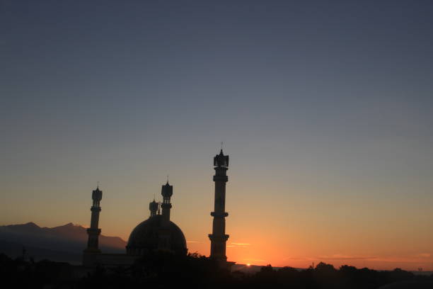 Lombok is one of islands of Indonesia. It has so many mosques. It's minarets characterize the islamic island of Lombok.