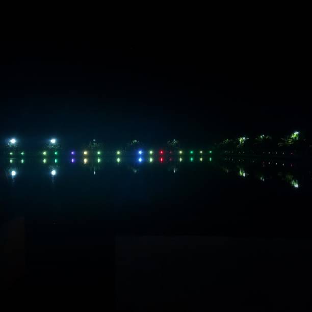 istock The leka is reflecting at night time 1479573818
