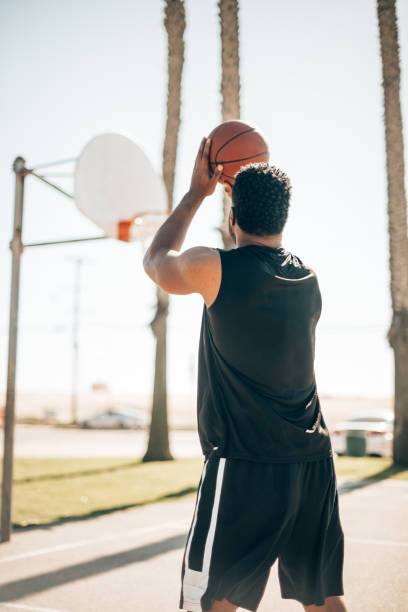 istock free throw basketball 1479641327