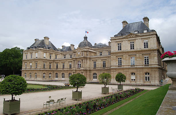 istock The Luxembourg Garden 147966743