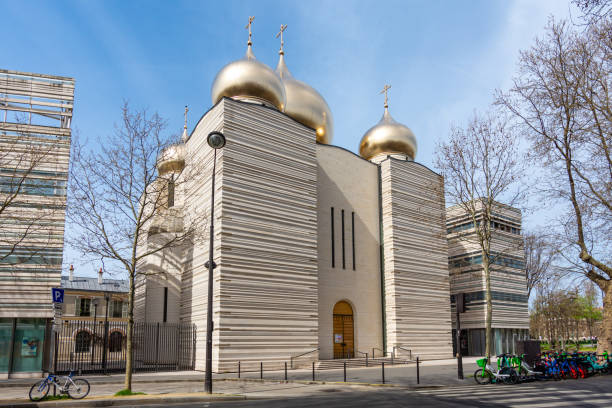 30+ Catedral De La Santa Trinidad París Fotografías de stock, fotos e
