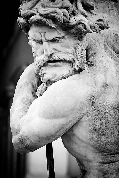 neptune statue gesicht in schwarz - rome neptune piazza navona copy space stock-fotos und bilder