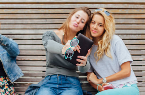 istock Girls making a self portrait 1479701259