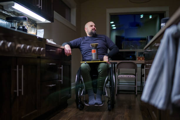 istock Man at home waiting for coffee to brew 1479772823