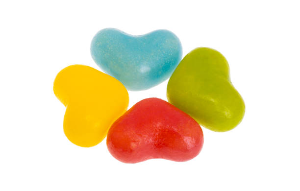istock jelly bean heart isolated 1479772970