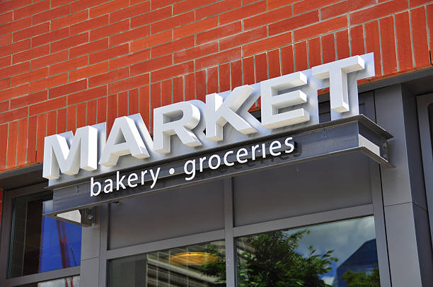 istock Market Store signange 147981672