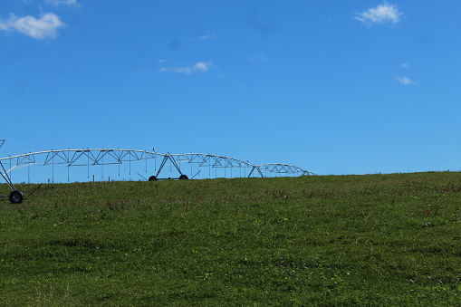 Cebtre pivot irrigation system used to irrigste crops in New Zealand