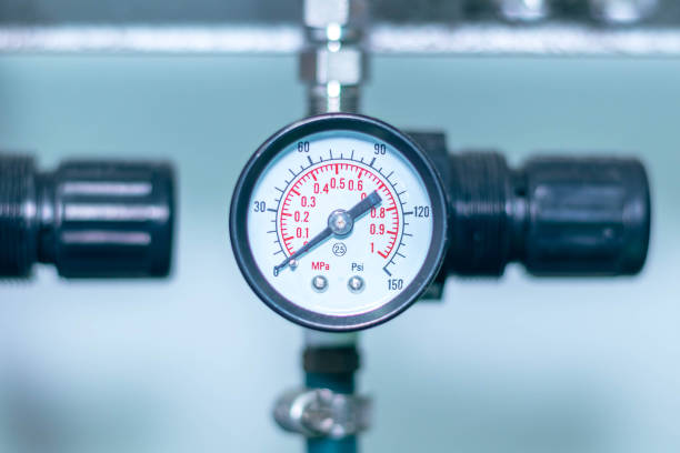 istock Pressure gauge on a gas regulator in a laboratory analytical equipment. 1479928725