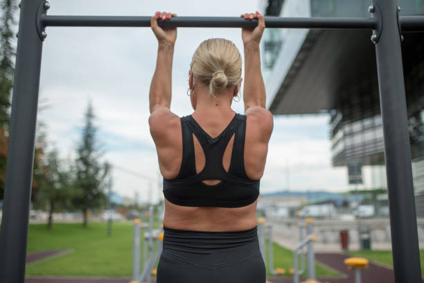 istock Mature woman work out 1480002467