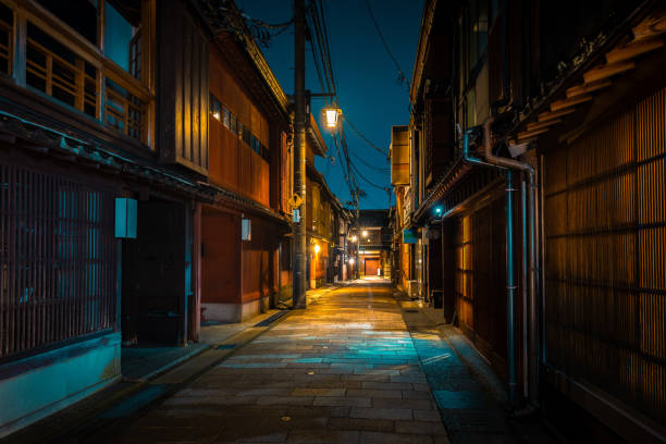 日本の金沢の芸者地区、東茶屋で撮影された夜