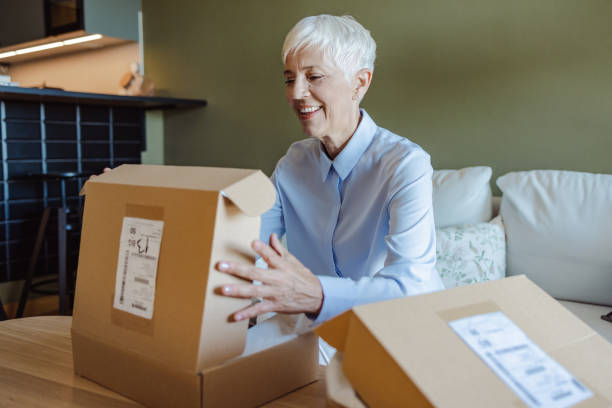 istock Senior woman received an online order 1480108701