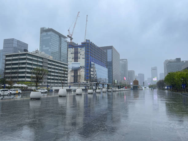 istock Rainy Day in Downtown Seoul 1480171570