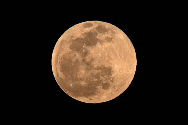 istock Full Pink Moon of April 1480203232